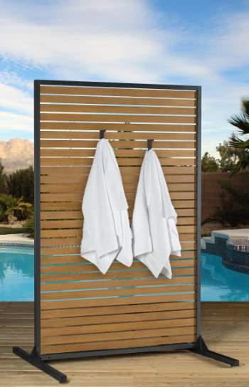 Sojag 4x6 Privadesa Outdoor Privacy Screen (099-9167528) This privacy screen will definitely gives you the privacy that you need especially during your pool time. 